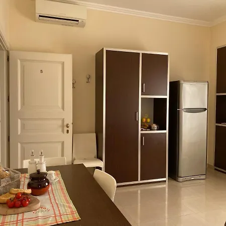 Palazzo Mongio And Apartamento Gallipoli